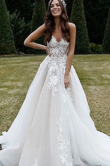 Ladies sleeveless dress A-line -Lace Tulle Court Train Ball Gown Sleeveless Modern Wedding Dress with Appliques