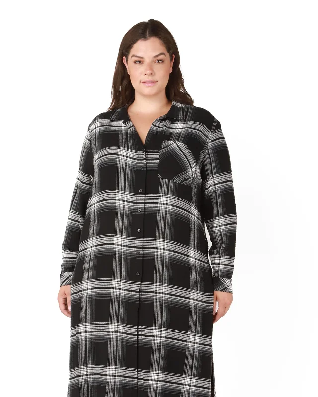 Women's maxi dress stretch -Sydney Plaid Maxi Shirtdress | Black / White